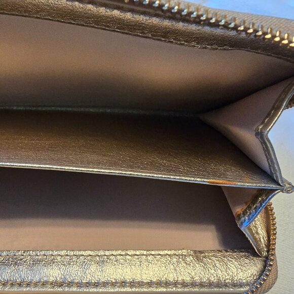 Coach Wallet Gold #41202 Credit Card Slots Pretty! Beautiful - Picture 10 of 16